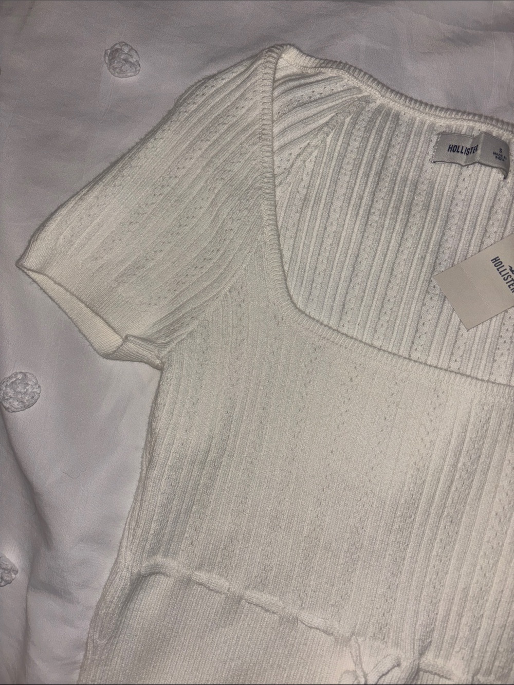 Hollister Cream Ribbed Scoop-Neck Drawstring Top - Picture 3 of 5